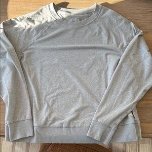 Vuori Long Sleeve Halo Crew Sweatshirt